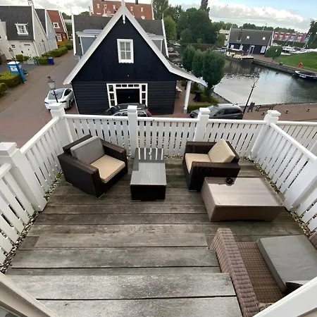 Fletcher - Restaurant Nautisch Kwartier 4* Huizen