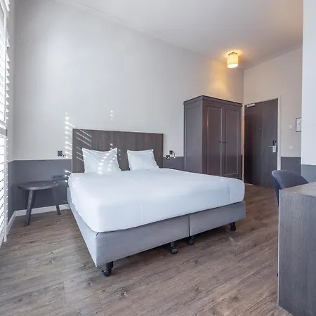 Fletcher - Restaurant Nautisch Kwartier 4* Huizen