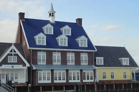 Fletcher - Restaurant Nautisch Kwartier Huizen