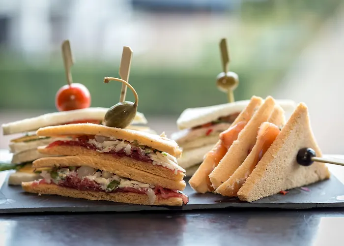 Fletcher - Restaurant Nautisch Kwartier 4* Huizen