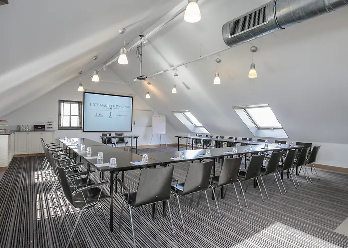 Fletcher - Restaurant Nautisch Kwartier 4* Huizen