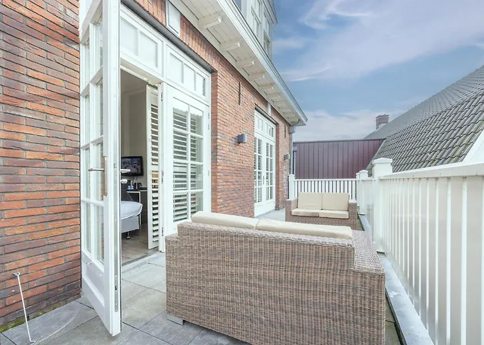 Fletcher - Restaurant Nautisch Kwartier 4* Huizen