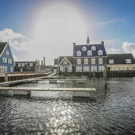 Fletcher - Restaurant Nautisch Kwartier 4* Huizen