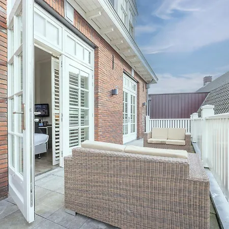 Fletcher - Restaurant Nautisch Kwartier 4* Huizen