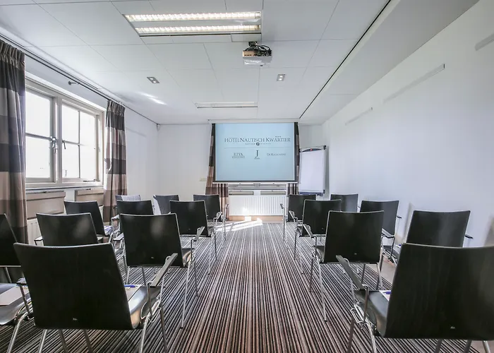 Fletcher - Restaurant Nautisch Kwartier 4* Huizen