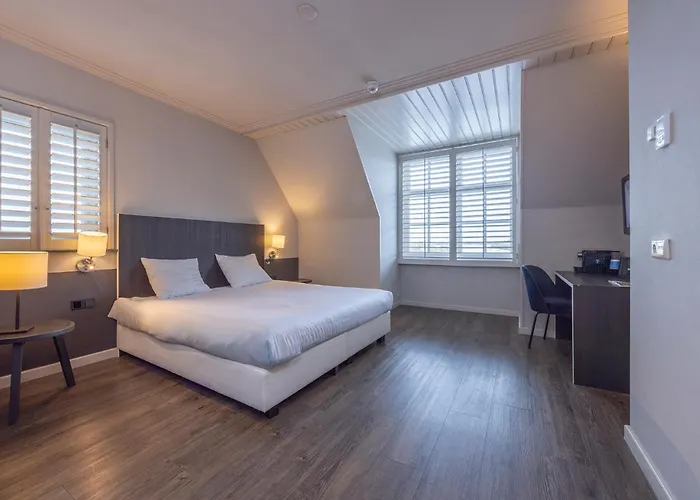 Fletcher - Restaurant Nautisch Kwartier 4*