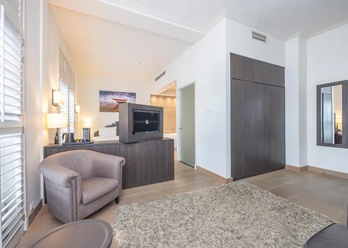 Fletcher - Restaurant Nautisch Kwartier 4* Huizen